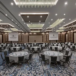Otel Renaissance Polat